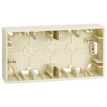 Caja superficie 4 mód. marfil s27 play