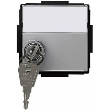 Tapa articulada con llave universal