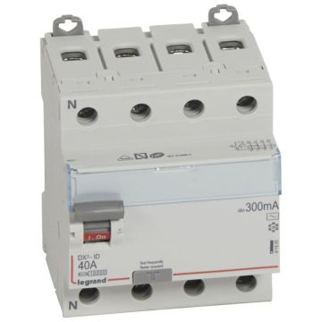 Interruptor diferencial dx³ - 4p- 400v~- 40a - tipo ac - 300ma - 4 módulos