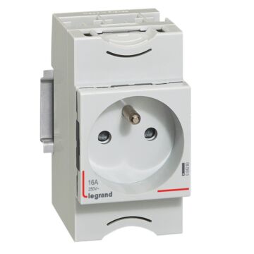 Toma de corriente - 10/16a - 250 v~ - 2p+t saliente - con obturador