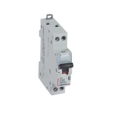 Magnetotérmico dx³ 6000/10 ka - 1p+n - 230 v~ - 40a - curva c - 1 módulo
