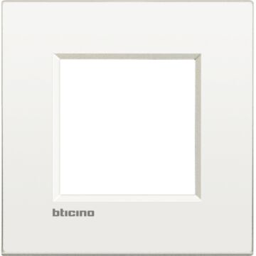 Placa embellecedora livinglight air de color blanco - 2 módulos